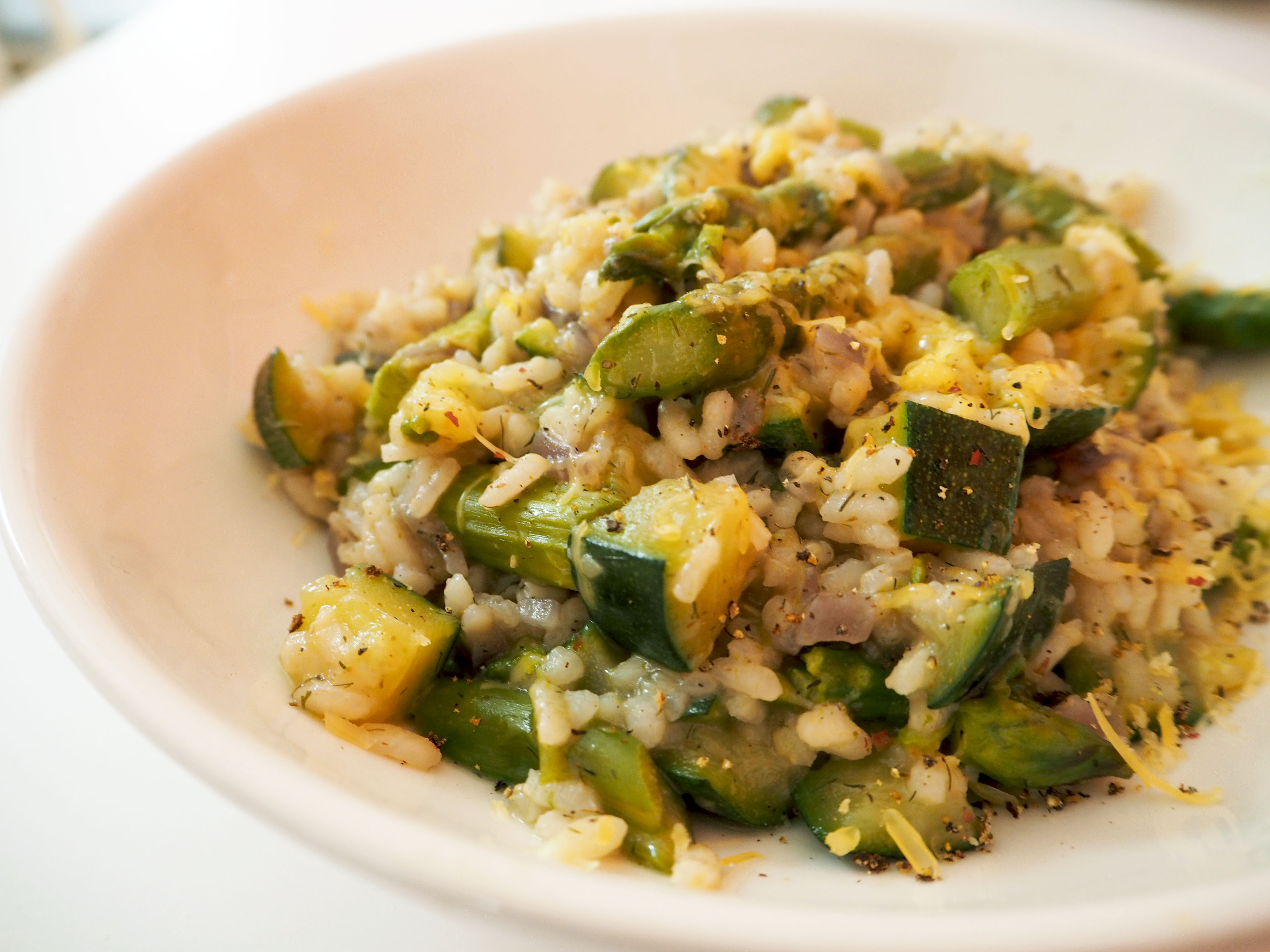 risotto met courgette en groene asperges